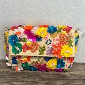 🩷🧡 Vibrant Floral Beaded Clutch ✨